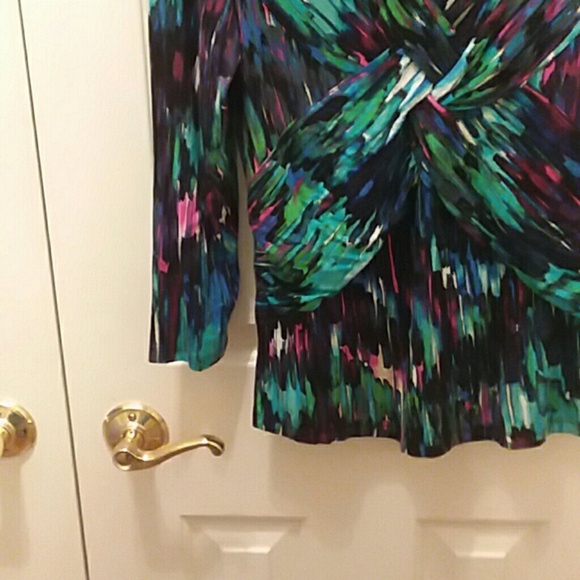 Colorful Cable & Gauge surplice blouse, sz XL - Picture 3 of 5